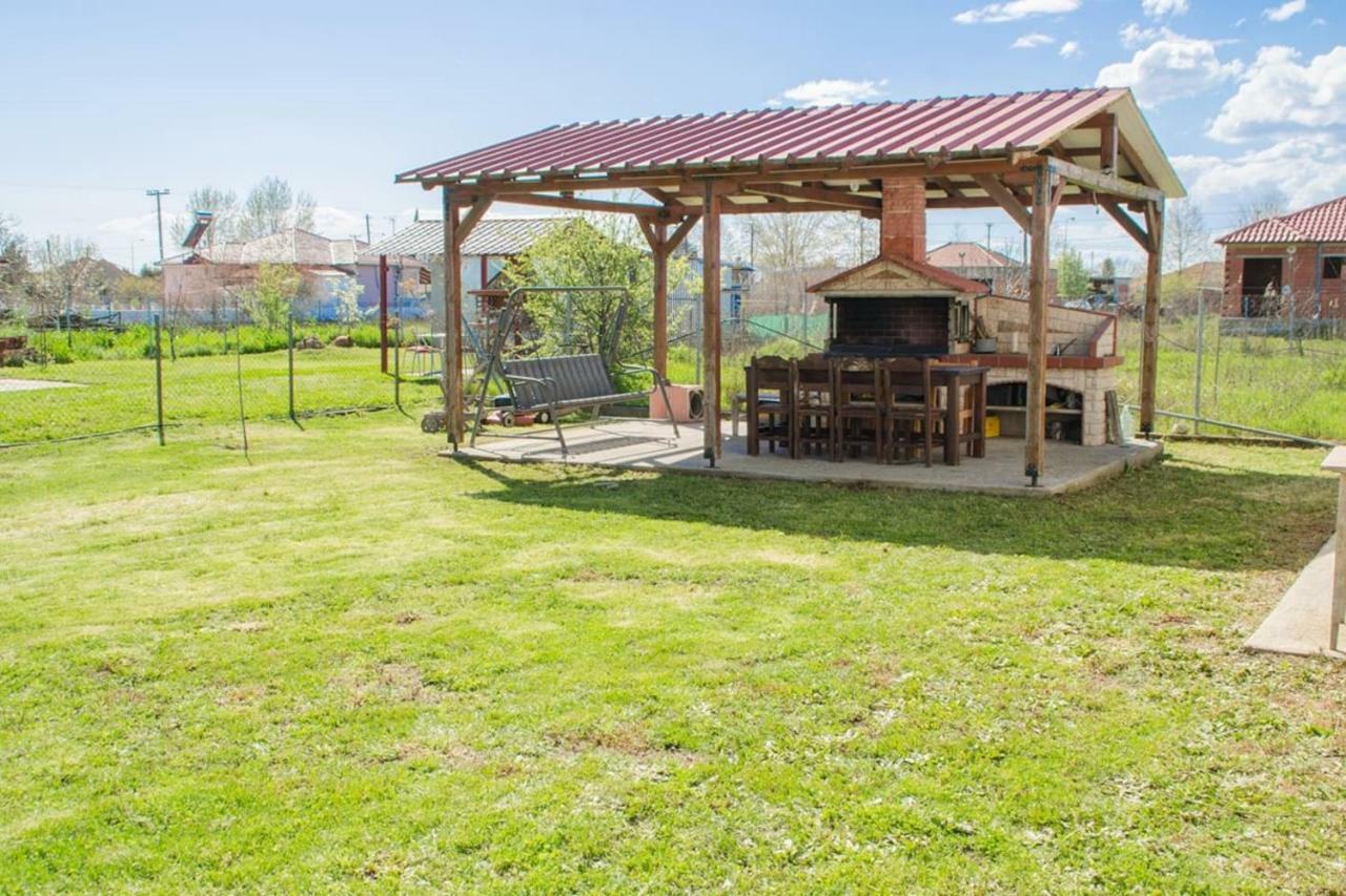Marias Home ケラモティ エクステリア 写真